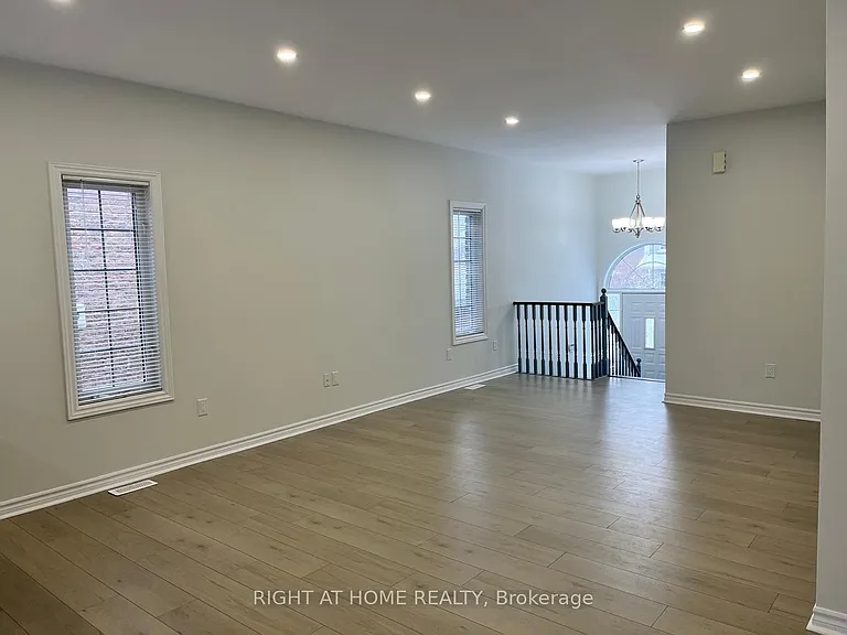 63 Jessica Dr — Photo 5