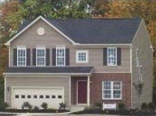 101 Longwood Crossing Blvd, Pataskala, OH 43062