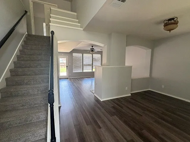 4 bed, 2.5 bath, 2469 sqft, $2,700 — Photo 1