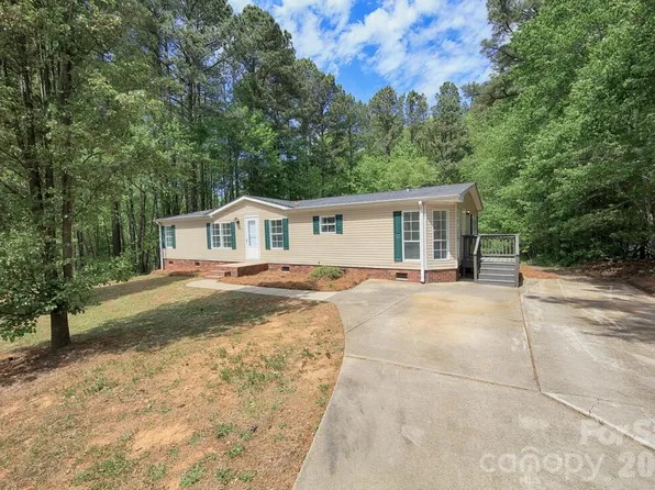 223 Ridge Creek Dr, Troutman, NC 28166