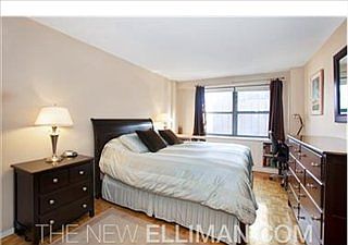 5th image of 132 E 35th St #14F