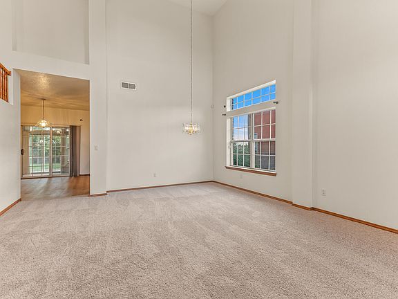 3rd image of 4424 Glencroft Ave NW