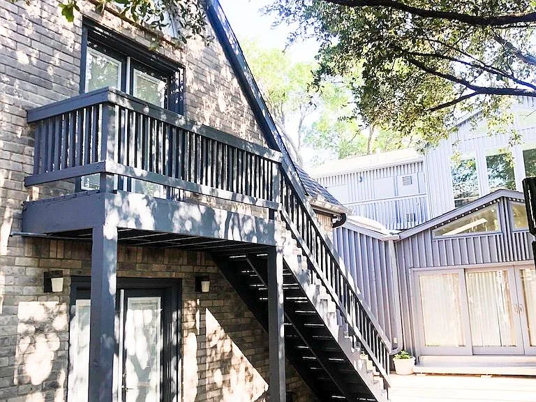 2809 Dyer St — Photo 14