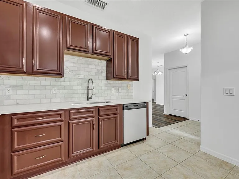 2628 Balforn Tower Way — Photo 17