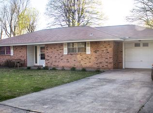 1002 Shipley St, Springdale, AR 72764