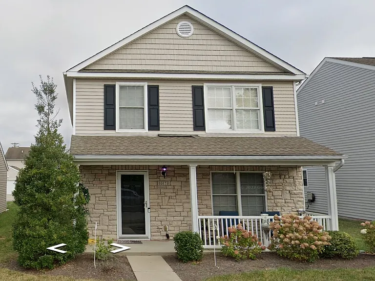 1017 Bella Dona Rd — Photo 1