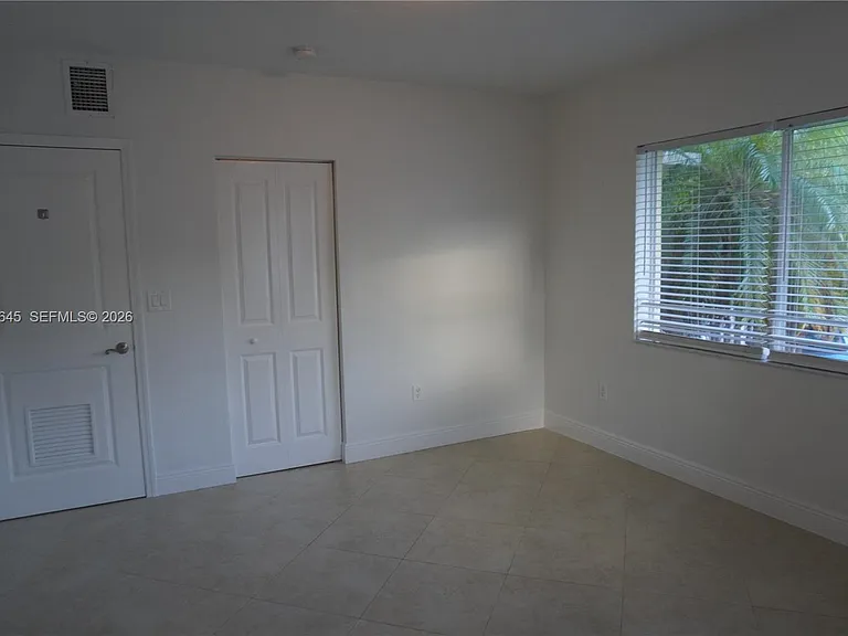 2880 Pine Tree Dr #2 — Photo 9
