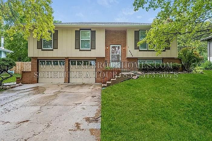 1st image of 2200 S 17th Ter