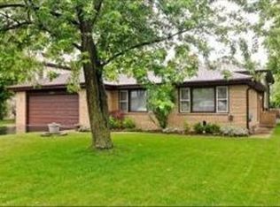 1904 Highland Ave, Northbrook, IL