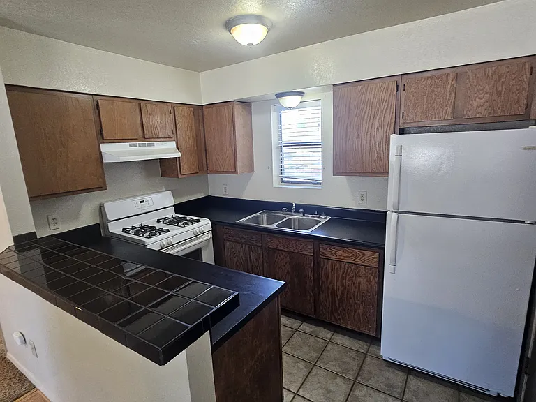 115 S Evergreen Rd #4 — Photo 7