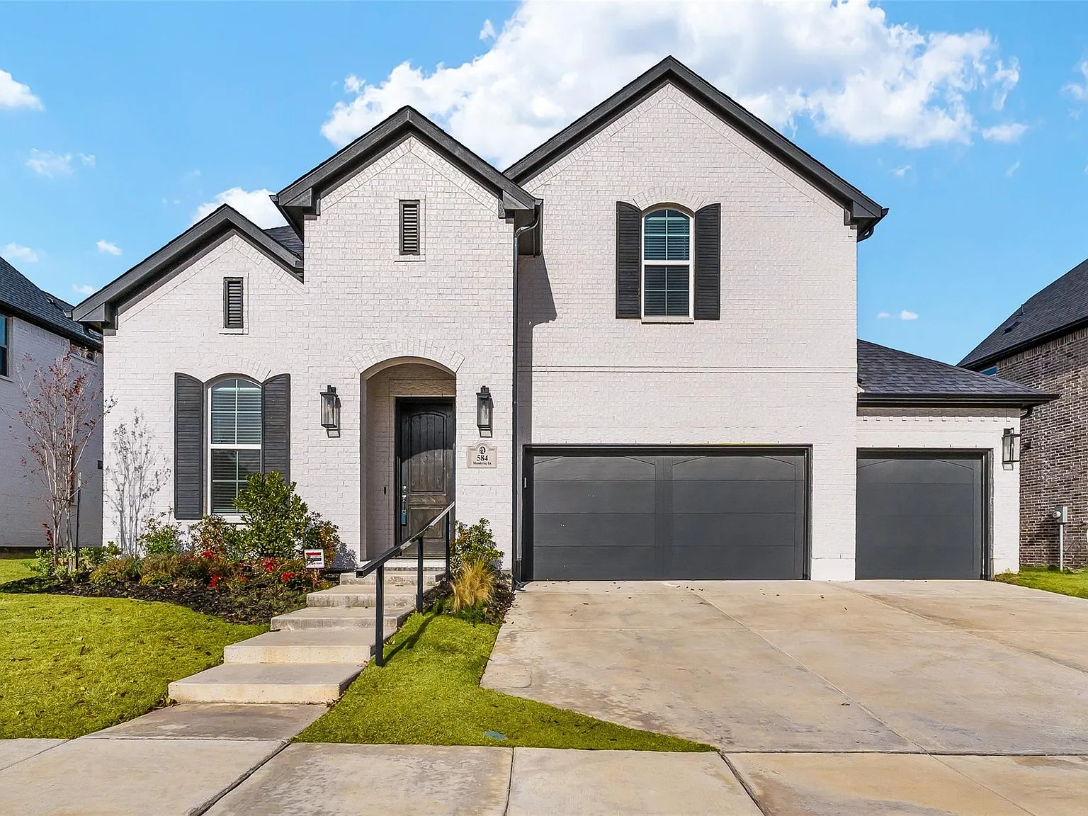 4 bed, 3521 sqft, $3,995 — Photo 1