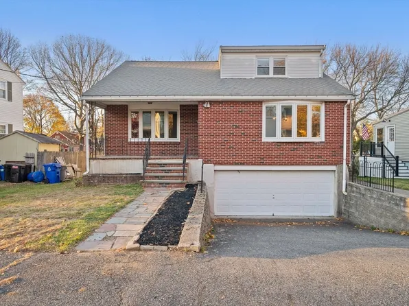 12 Prospect Park, Hyde Park, MA 02136
