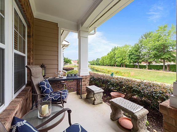 4th image of 1514 Carrolton Way