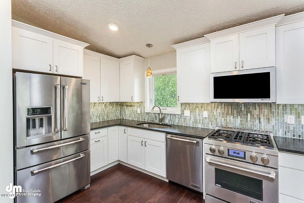 8130 Kronos Dr — Photo 3
