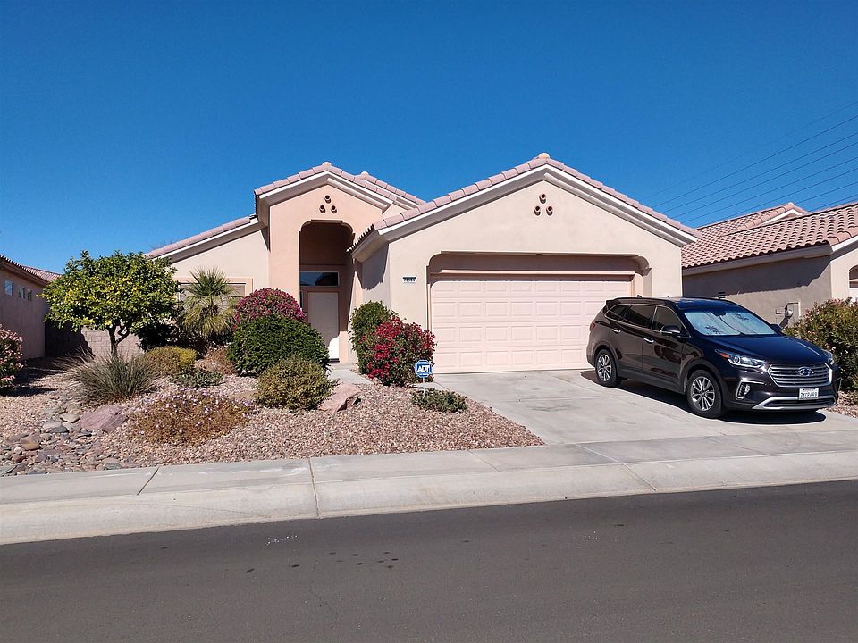 1st image of 78984 Apricot Ln