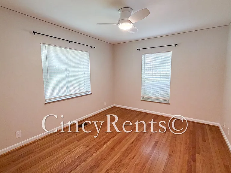 1110 Delta Ave #1 — Photo 12