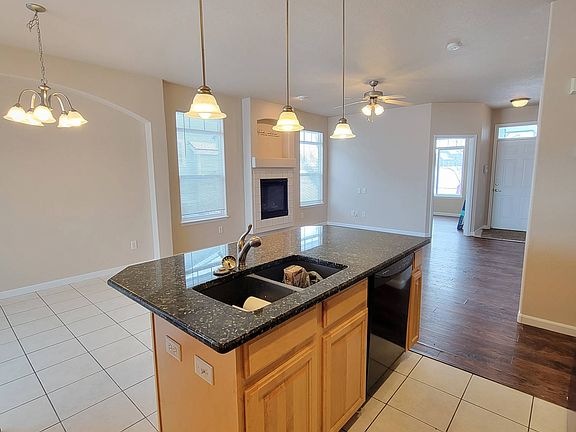 4th image of 819 63rd Ave