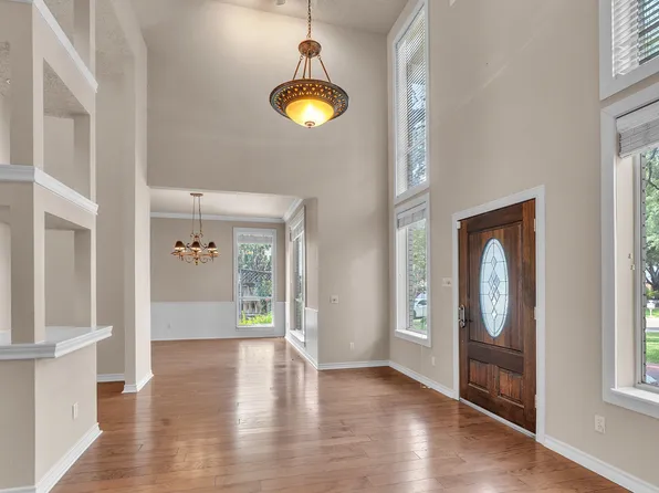 6904 Allen Place Dr, Fort Worth, TX 76116