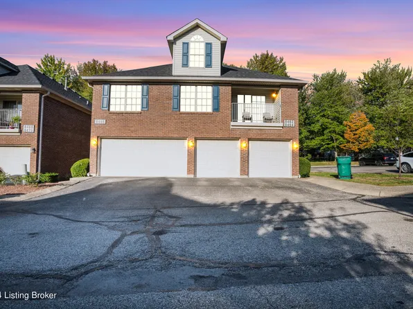 8464 Grand Trevi Dr, Louisville, KY 40228