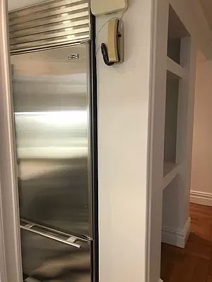4th image of 111 E 88th St APT 4D