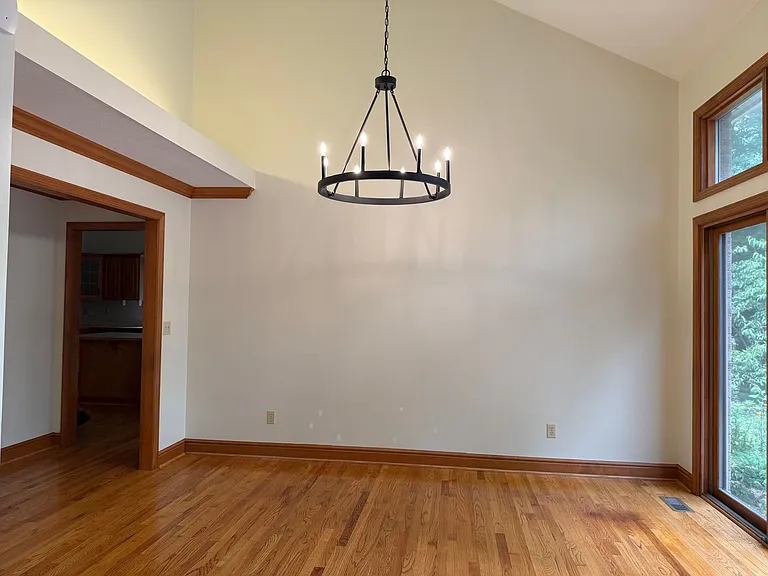 5201 Karrington Dr — Photo 5
