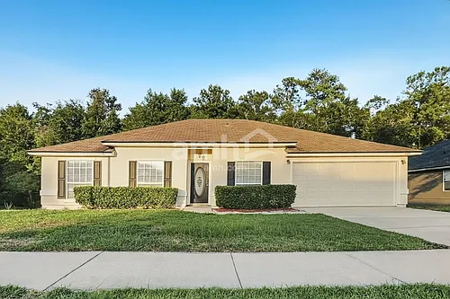 1379 Samantha Cir E Photo 1