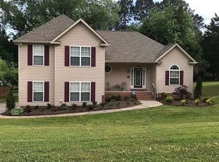 5538 Barnsdale Ln, Mint Hill, NC 28227