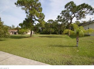 5932 Stringfellow Rd, Saint James City, FL 33956