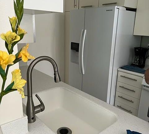 4th image of 20134 Leadwell St Unit 301