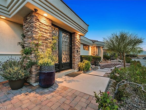 2nd image of 9690 W La Madre Way