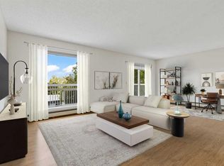 2211 N 29th St SW #316, Calgary, AB T3E 2K1
