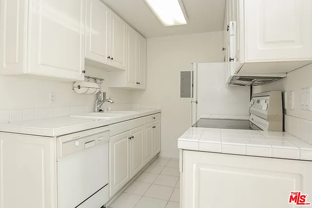 2308 Schader Dr #211 — Photo 10