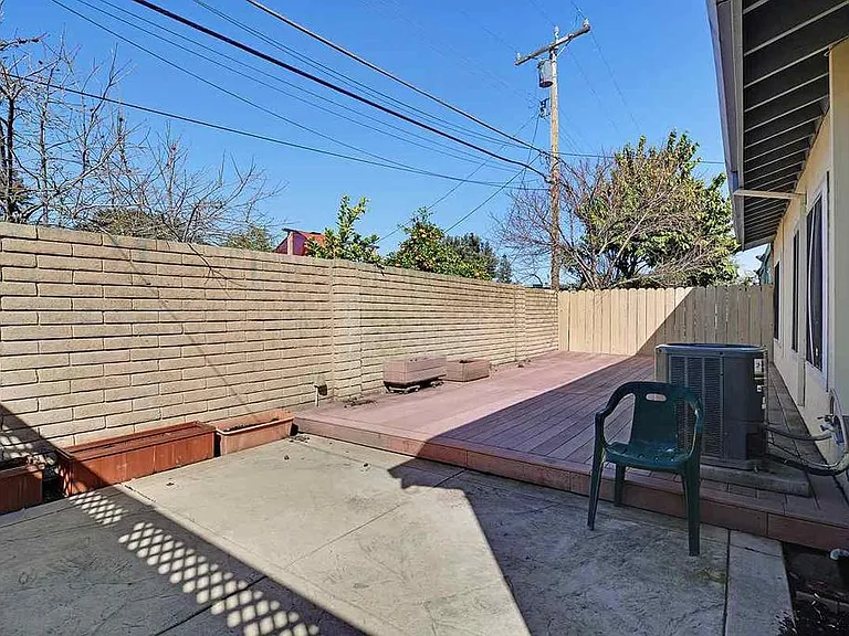1285 Boa Vista Dr — Photo 27