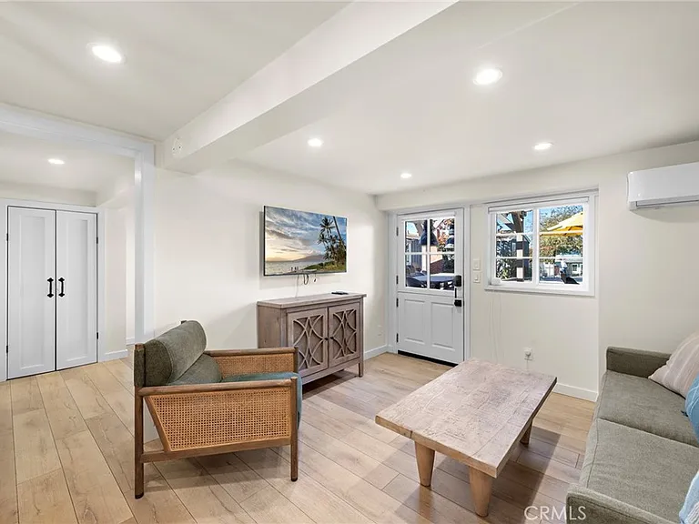 233 Cajon St — Photo 3
