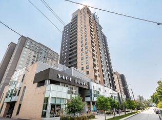 318 Spruce St #2003, Waterloo, ON N2L 0E9