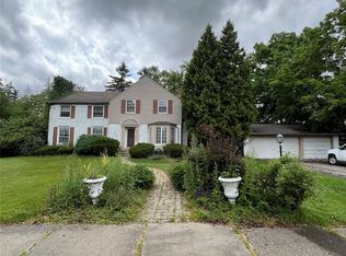 26751 Meadowbrook Way, Lathrup Village, MI