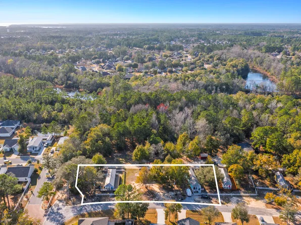 153 & 155 Caswell Branch Rd, Freeport, FL 32439