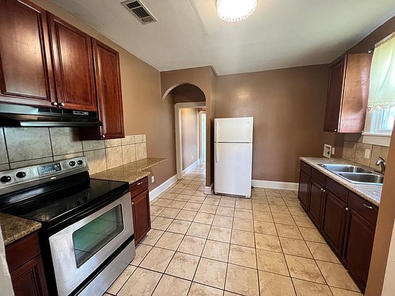 5th image of 5712 Saint Claude Ave #5712