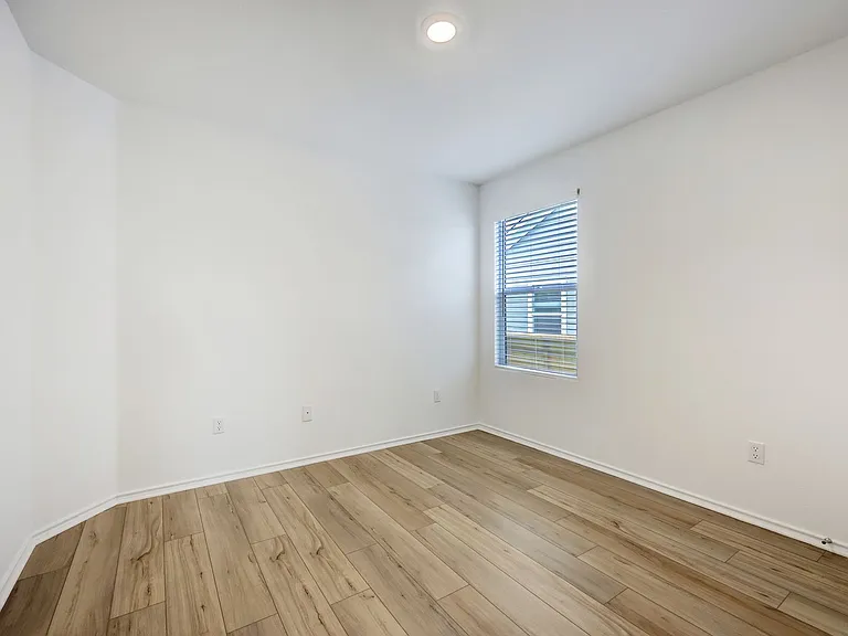 171 Mendoza — Photo 7