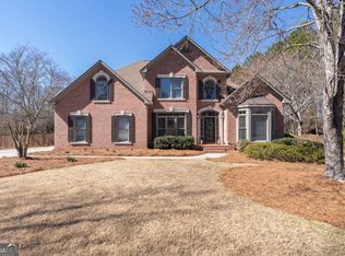 909 Waterton Ct, Suwanee, GA 30024