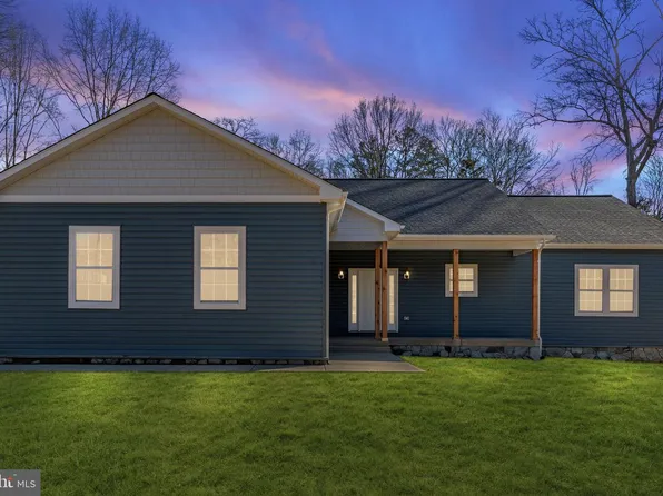 6581 Valley Dr, Warrenton, VA 20187