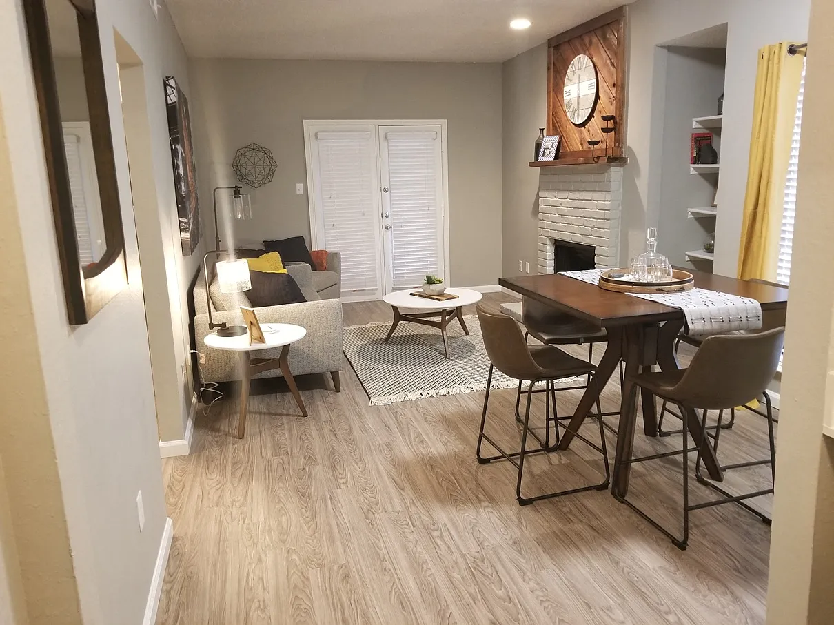 Oakwood Creek — Photo 3