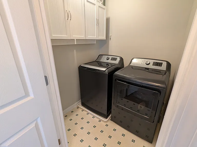 5741 Cambridge Bay Dr — Photo 10