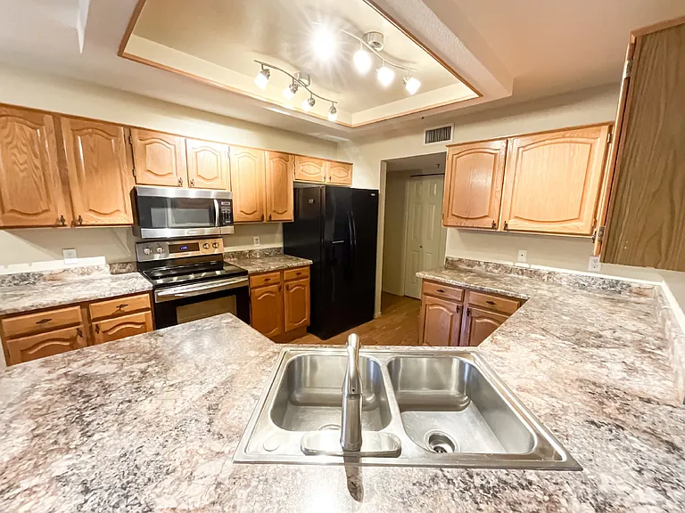 9276 E Sutton Dr — Photo 5