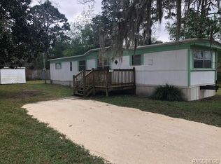 5241 S Butterfield Pt, Homosassa, FL 34446