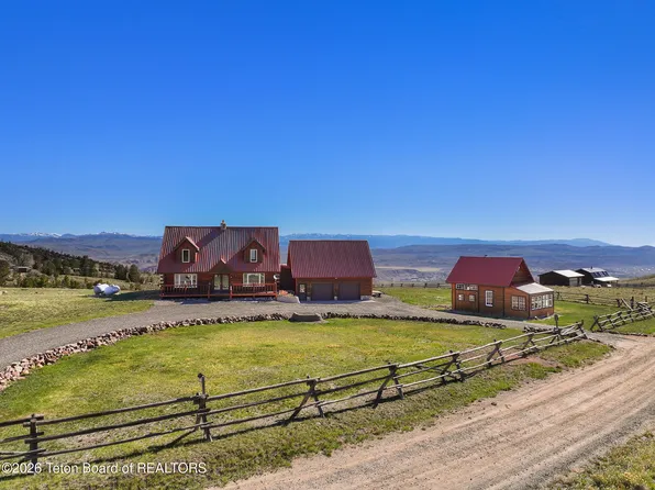 26 Hart Trl, Dubois, WY 82513