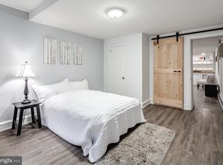 240 S 13th St APT B, Philadelphia, PA