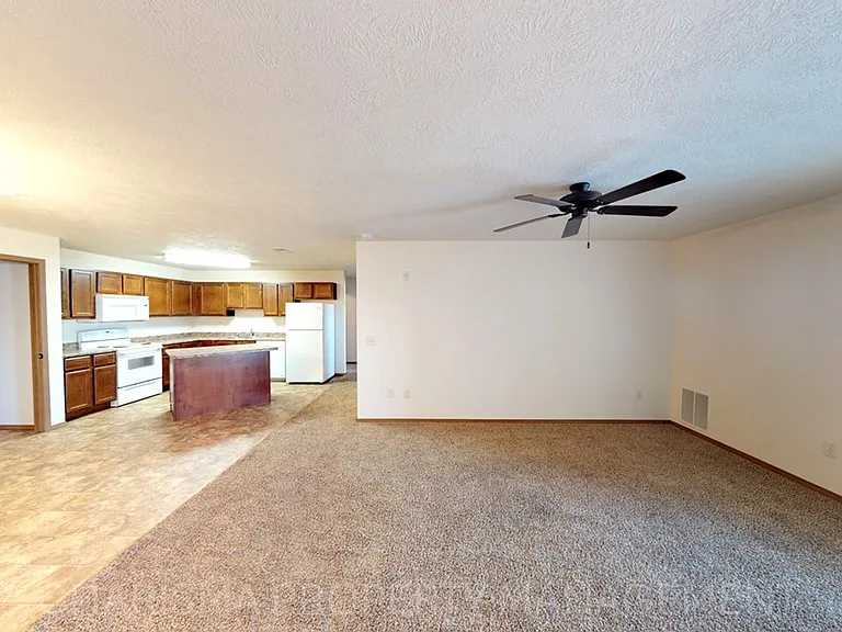 Gaspar Apartments — Photo 17