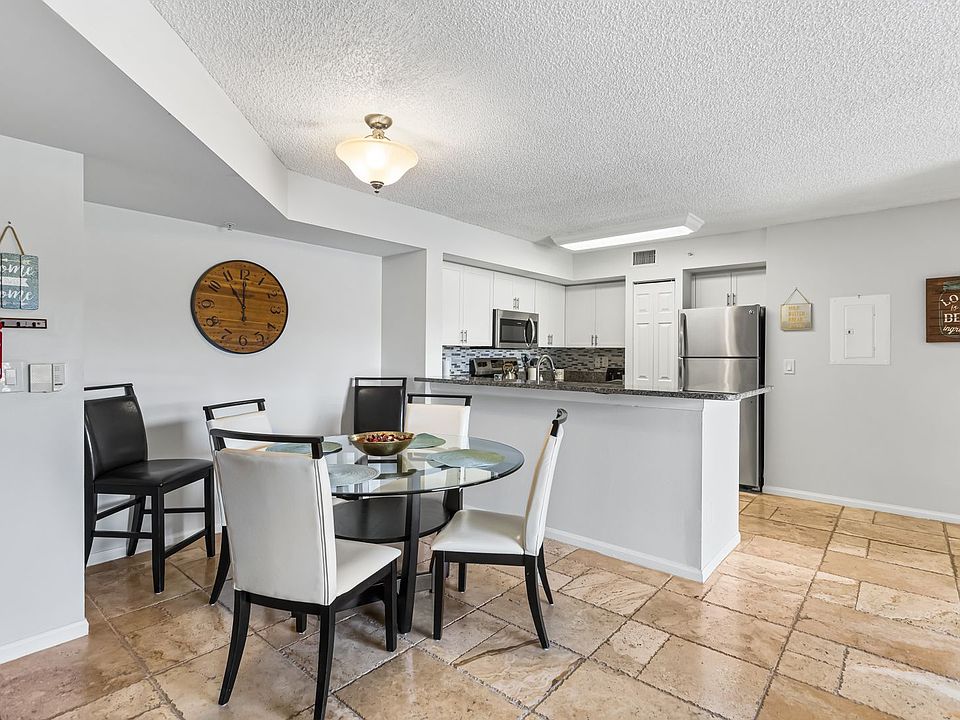 1210 Wildwood Lakes Blvd Naples, FL, 34104 - Apartments for Rent | Zillow