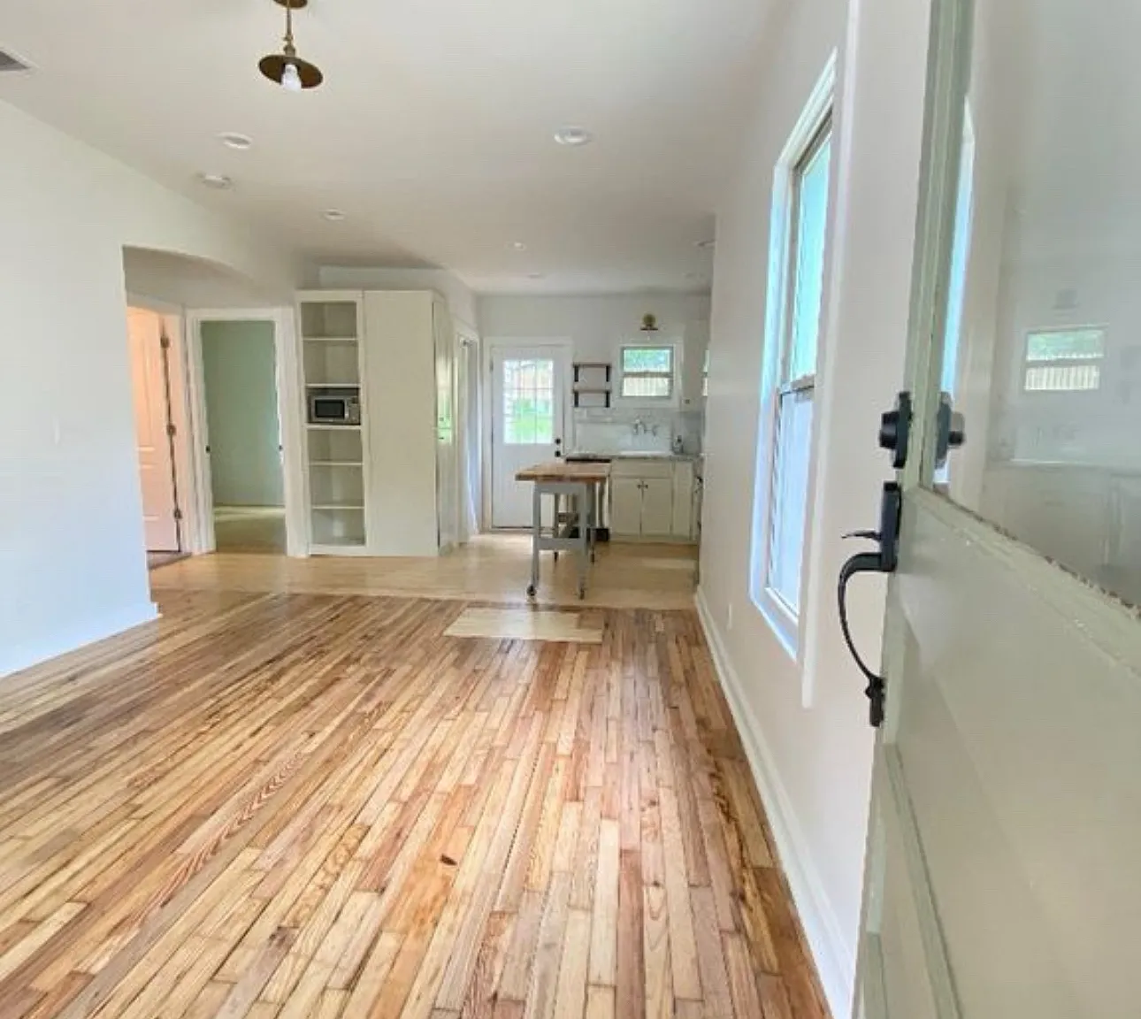 808 Wilkes St — Photo 3